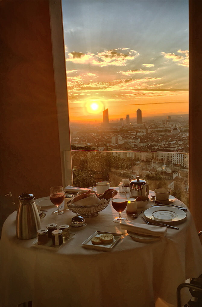 Le confort de l'appartement de Villa Maïa Hôtel 5 étoiles de luxe à Lyon